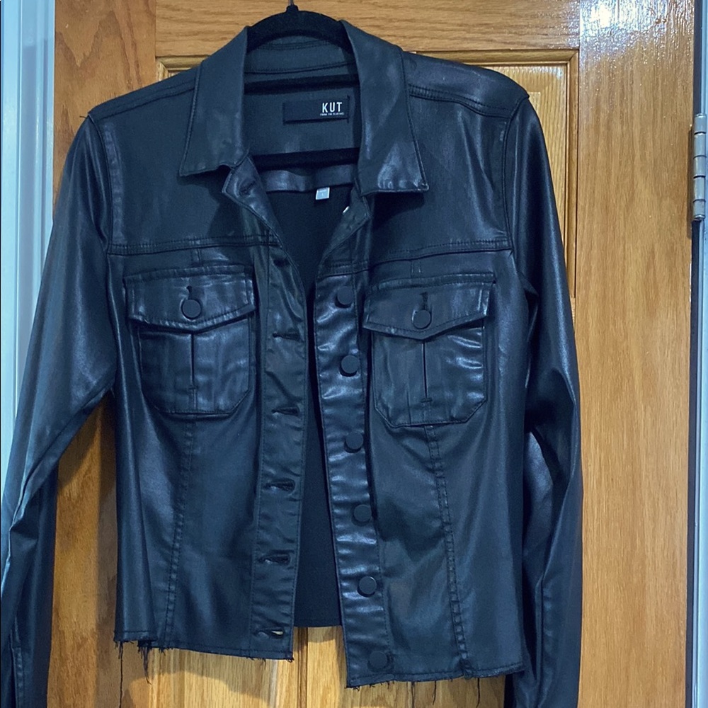 Kut from the Kloth Women's Black coated Leather Jacket with frayed hem